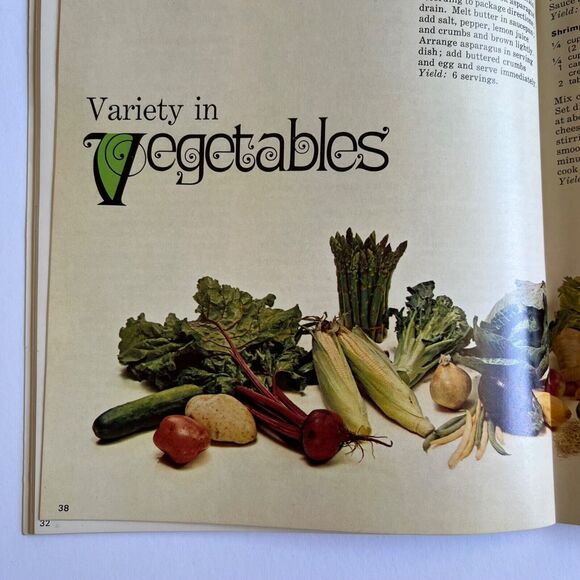 Vintage 1972 Cookbook Festive Foods Paperback with Staple Binding - Picture 8 of 11